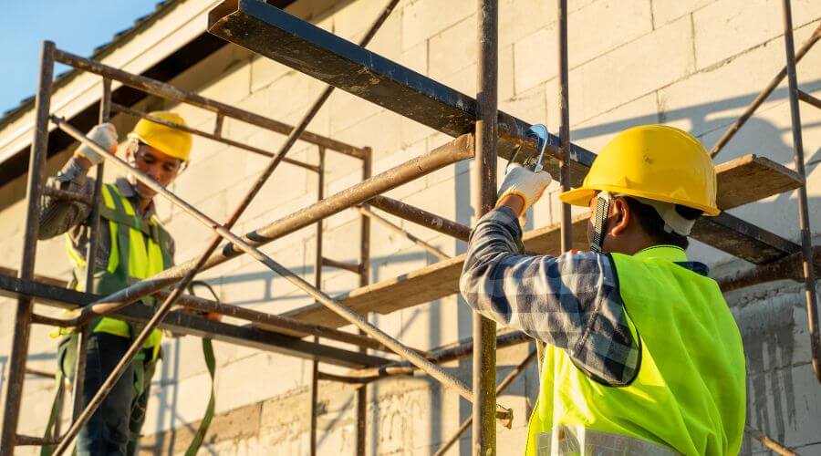 Professional fairlawn roofing services in Versailles, MO